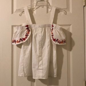 Beautiful, embroidered shoulder, tank top blouse.